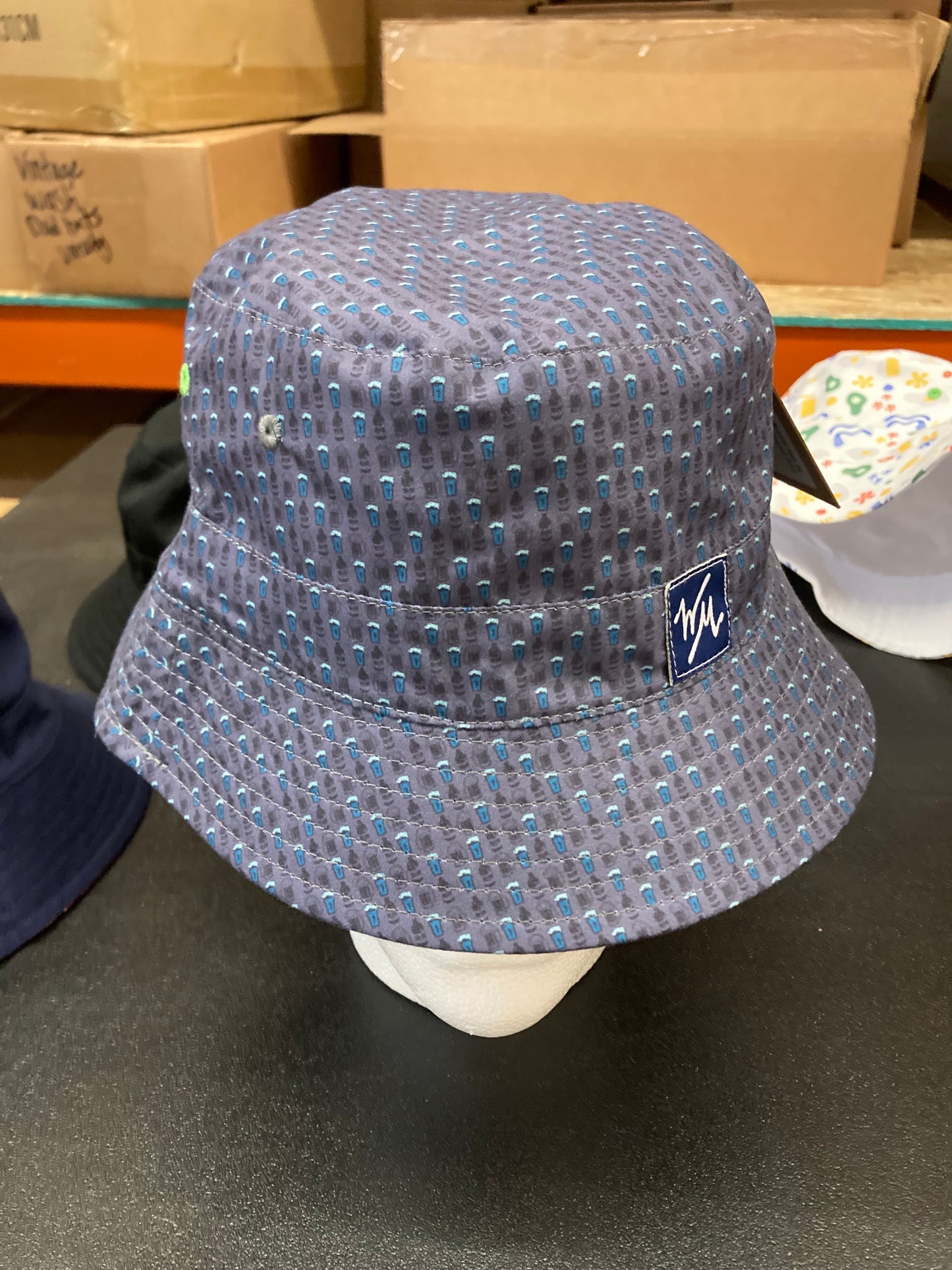 Reversible Bucket Hat - 400